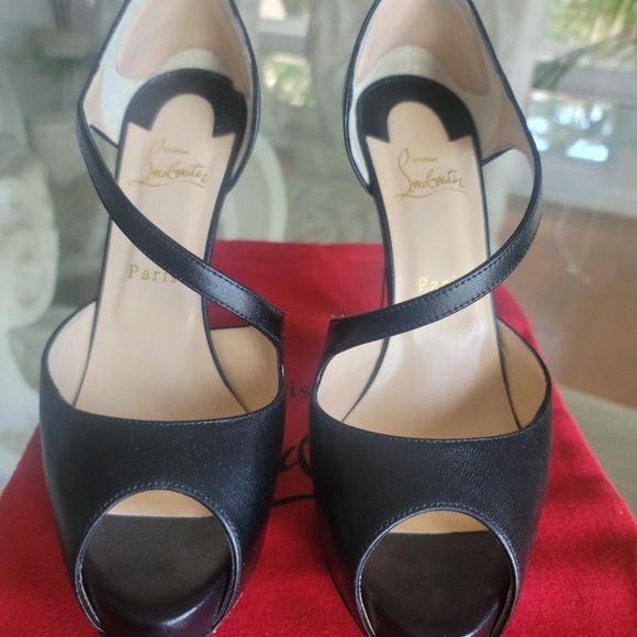 catchy two louboutin